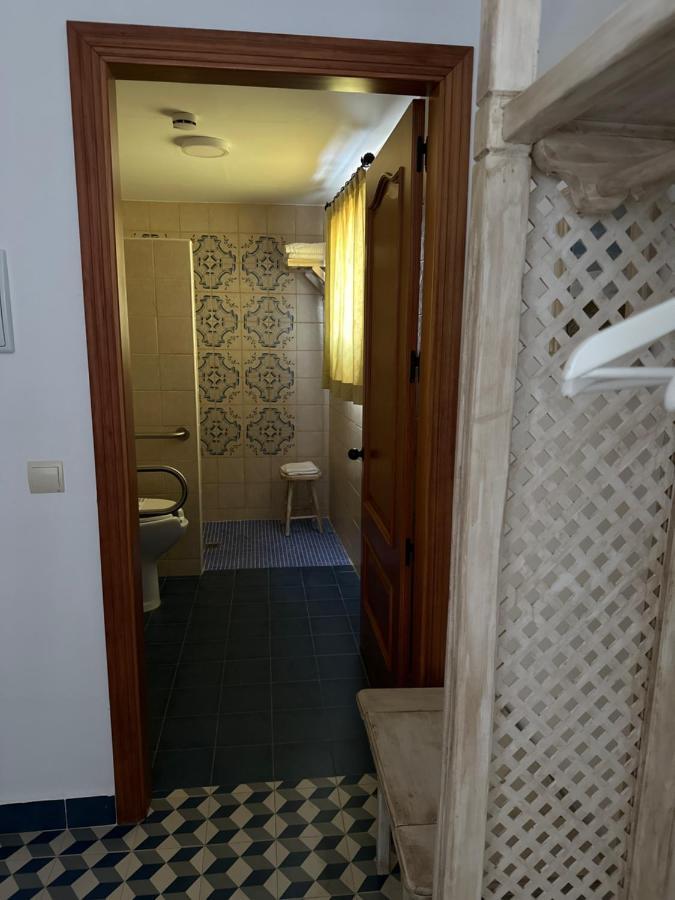 Hostal Moon Tolox Exteriör bild