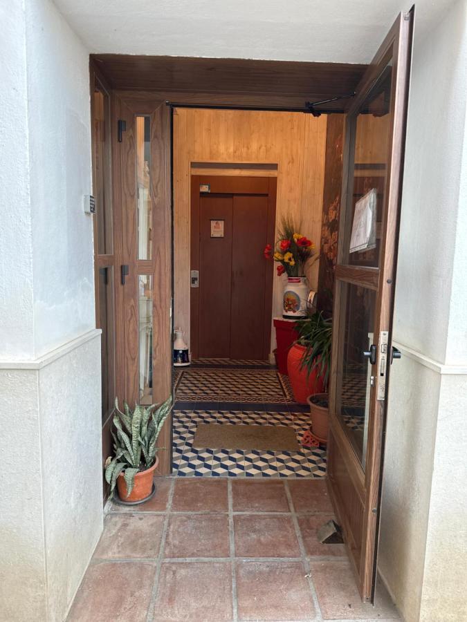 Hostal Moon Tolox Exteriör bild